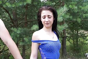 Huge creampie for cheated photo model in nature with big cock